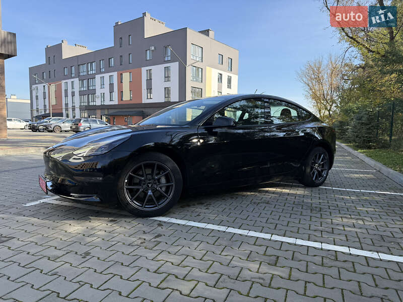 Седан Tesla Model 3 2022 в Луцьку фото 7 Седан Tesla Model 3 2022 в Луцьку