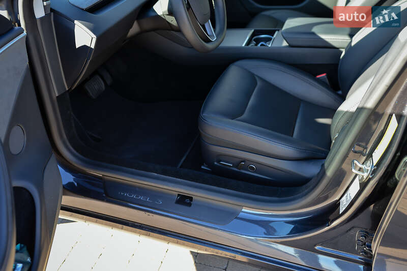 Седан Tesla Model 3 2024 в Ковелі фото 28 Седан Tesla Model 3 2024 в Ковелі