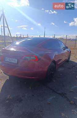 Седан Tesla Model 3 2022 в Стрые