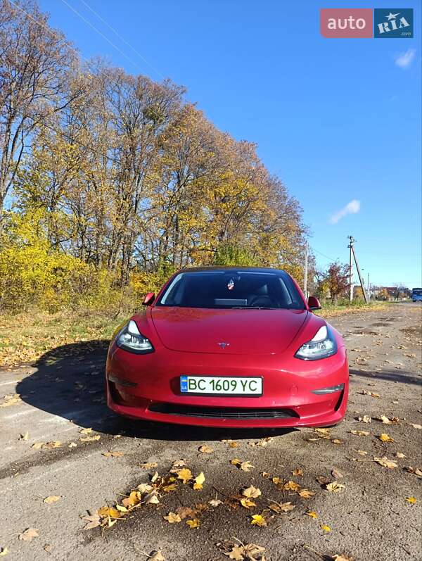 Седан Tesla Model 3 2022 в Стрые фото 19 Седан Tesla Model 3 2022 в Стрые