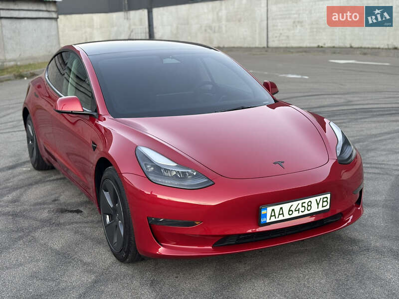Седан Tesla Model 3 2023 в Киеве фото 3 Седан Tesla Model 3 2023 в Киеве