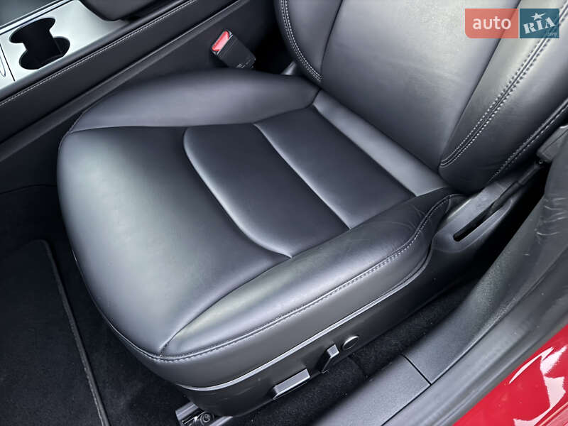 Седан Tesla Model 3 2023 в Киеве фото 27 Седан Tesla Model 3 2023 в Киеве