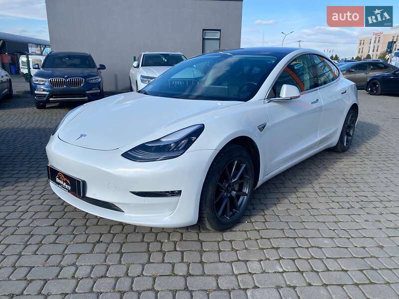 Седан Tesla Model 3 2019 в Львові фото 3 Седан Tesla Model 3 2019 в Львові
