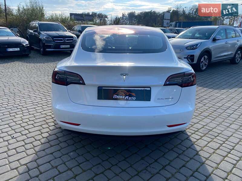 Седан Tesla Model 3 2019 в Львові фото 6 Седан Tesla Model 3 2019 в Львові