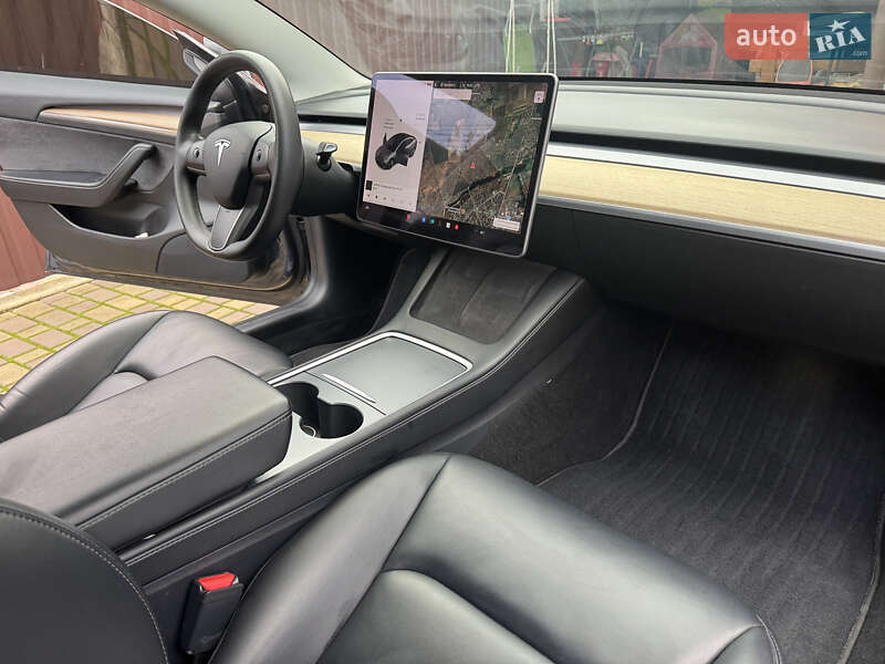Седан Tesla Model 3 2021 в Виннице фото 28 Седан Tesla Model 3 2021 в Виннице