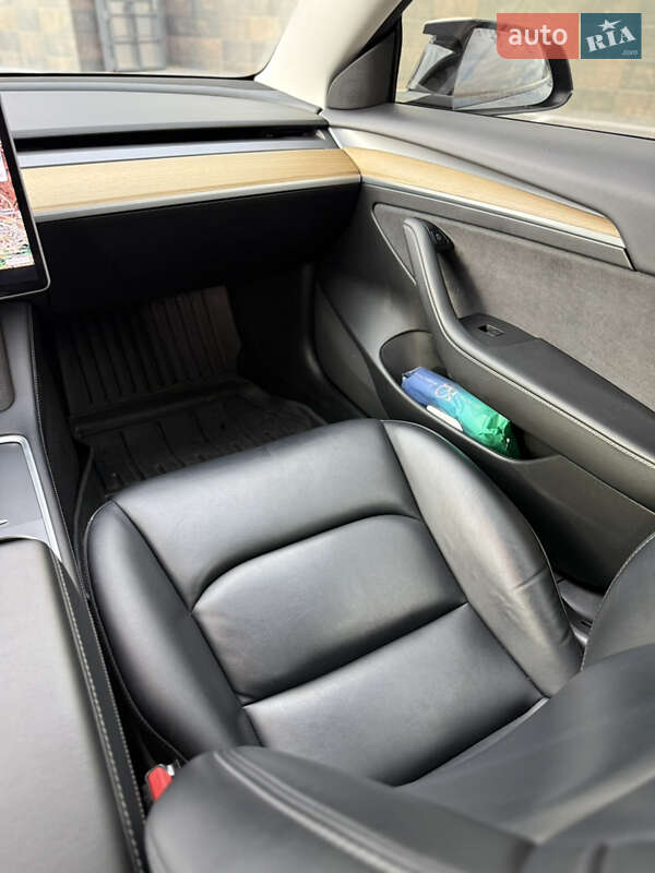 Седан Tesla Model 3 2021 в Виннице фото 26 Седан Tesla Model 3 2021 в Виннице
