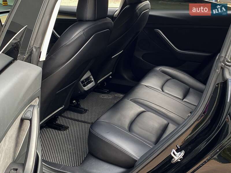 Седан Tesla Model 3 2022 в Києві фото 16 Седан Tesla Model 3 2022 в Києві