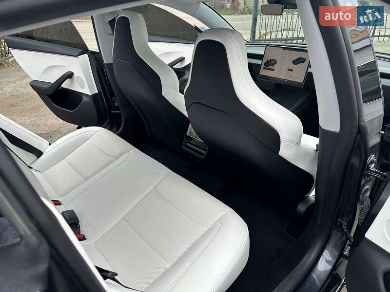Седан Tesla Model 3 2024 в Києві фото 11 Седан Tesla Model 3 2024 в Києві