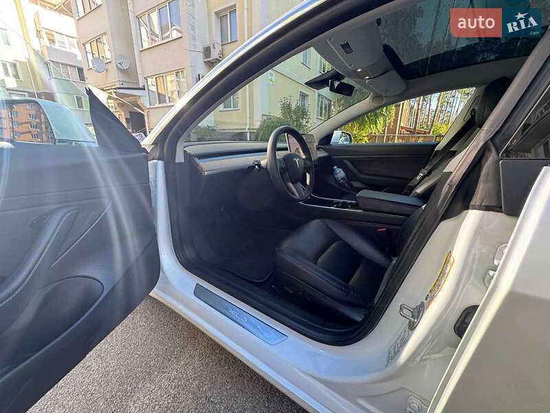 Седан Tesla Model 3 2020 в Києві фото 7 Седан Tesla Model 3 2020 в Києві