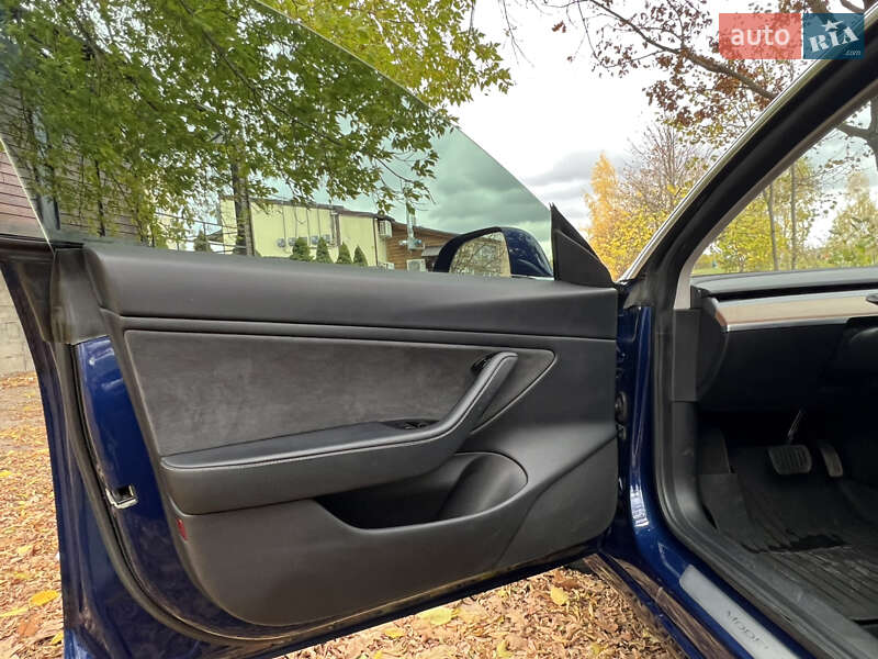 Седан Tesla Model 3 2020 в Дубно фото 12 Седан Tesla Model 3 2020 в Дубно
