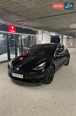 Седан Tesla Model 3 2019 в Киеве Седан Tesla Model 3 2019 в Киеве