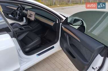 Седан Tesla Model 3 2023 в Вінниці