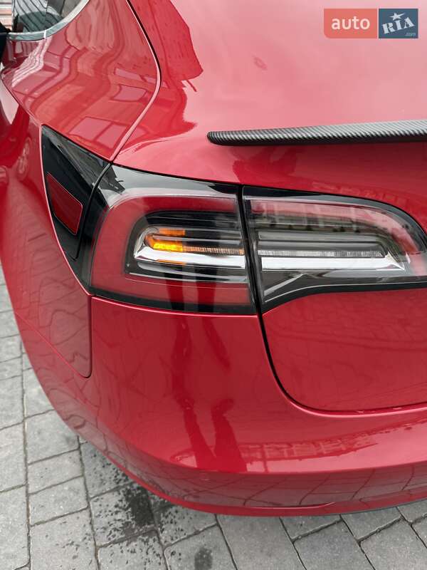 Седан Tesla Model 3 2019 в Львове фото 38 Седан Tesla Model 3 2019 в Львове