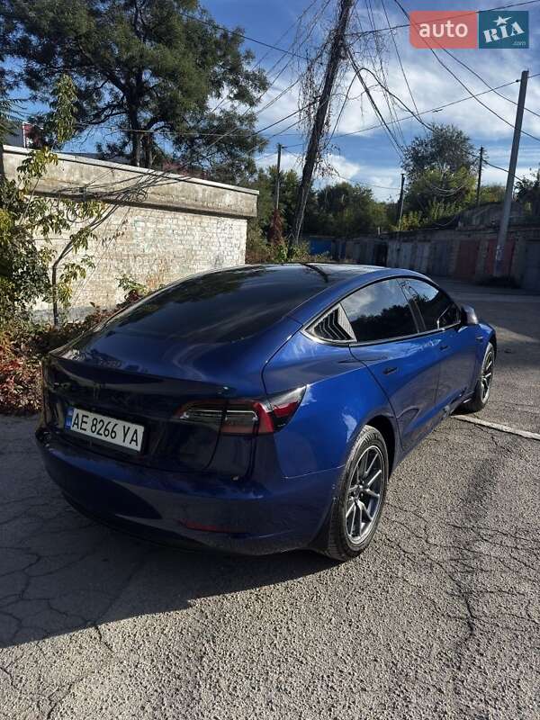Седан Tesla Model 3 2020 в Каменском