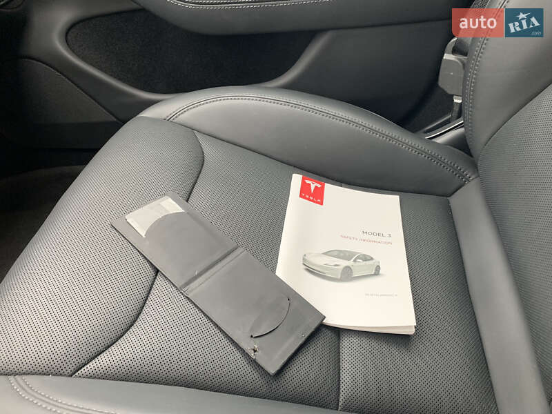 Седан Tesla Model 3 2024 в Киеве