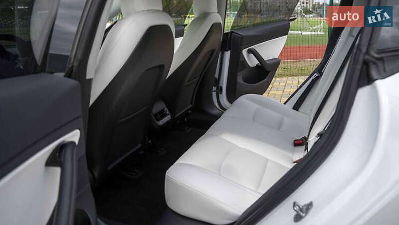 Седан Tesla Model 3 2020 в Киеве фото 11 Седан Tesla Model 3 2020 в Киеве