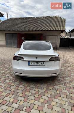 Седан Tesla Model 3 2019 в Тернополі