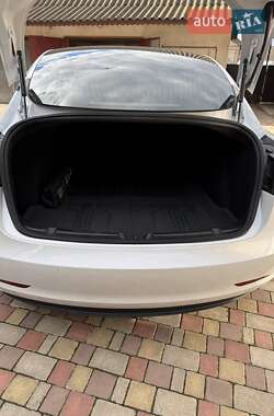 Седан Tesla Model 3 2019 в Тернополі