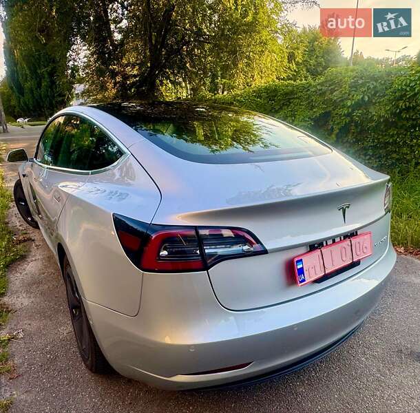 Седан Tesla Model 3 2018 в Киеве фото 8 Седан Tesla Model 3 2018 в Киеве