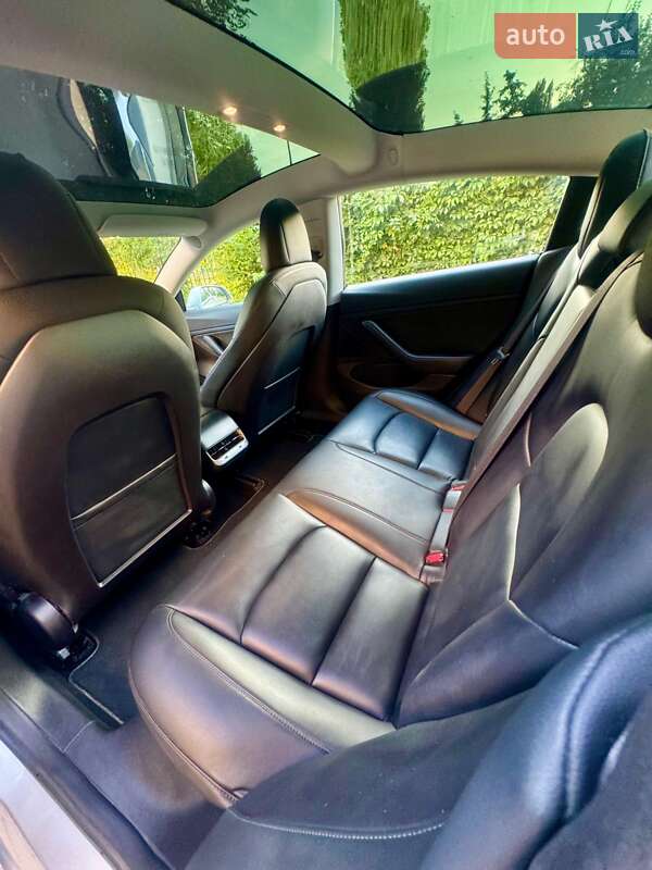 Седан Tesla Model 3 2018 в Киеве фото 27 Седан Tesla Model 3 2018 в Киеве