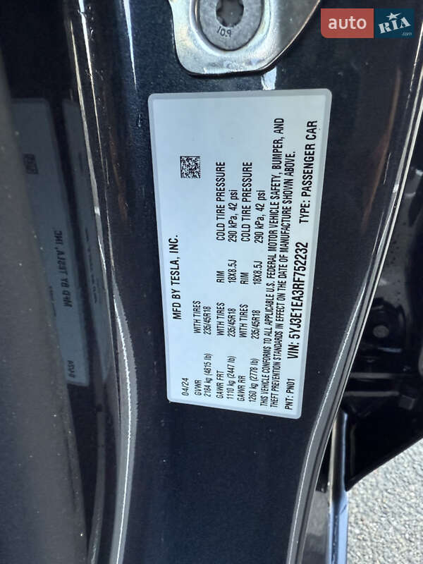 Седан Tesla Model 3 2024 в Києві фото 15 Седан Tesla Model 3 2024 в Києві