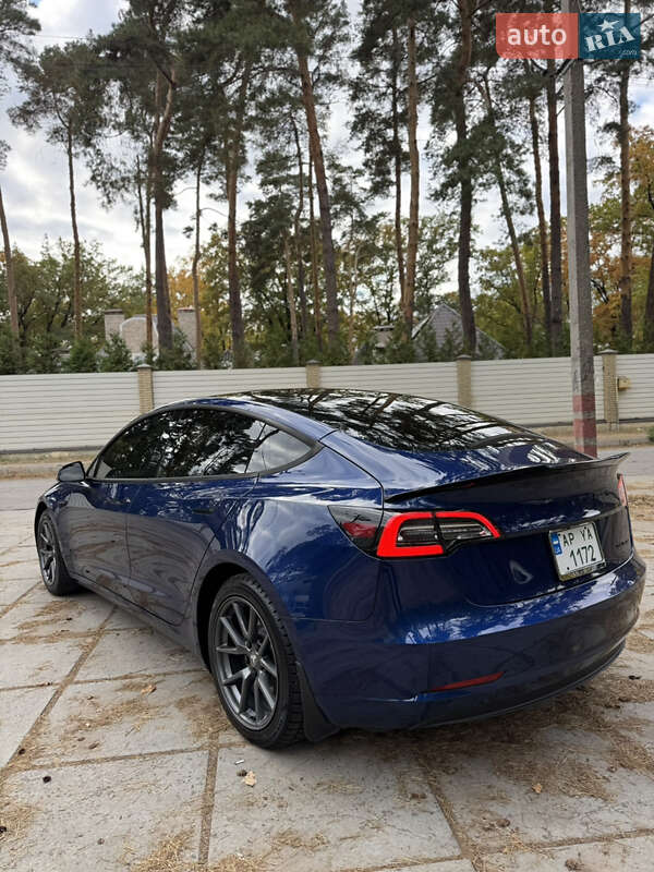 Седан Tesla Model 3 2021 в Полтаве