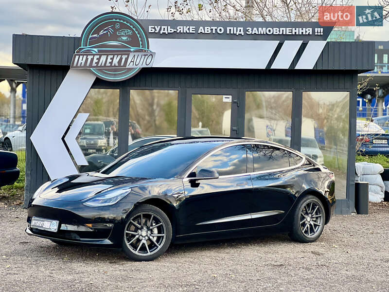 Tesla Model 3 2019 Tesla Model 3 2019