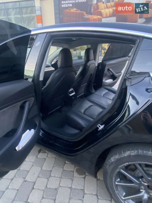 Седан Tesla Model 3 2018 в Хмельницькому фото 8 Седан Tesla Model 3 2018 в Хмельницькому
