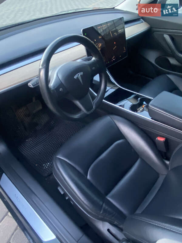 Седан Tesla Model 3 2018 в Хмельницькому фото 25 Седан Tesla Model 3 2018 в Хмельницькому
