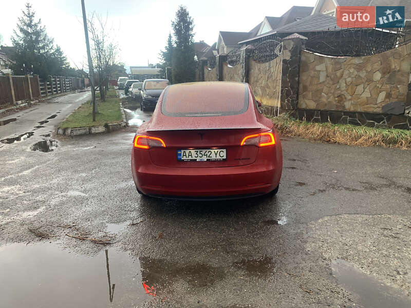 Седан Tesla Model 3 2018 в Киеве фото 4 Седан Tesla Model 3 2018 в Киеве