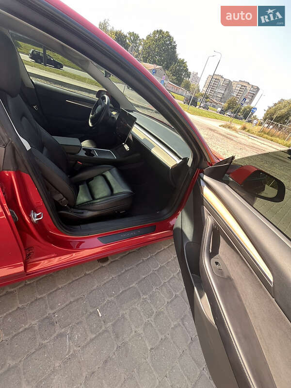 Седан Tesla Model 3 2022 в Львові фото 13 Седан Tesla Model 3 2022 в Львові