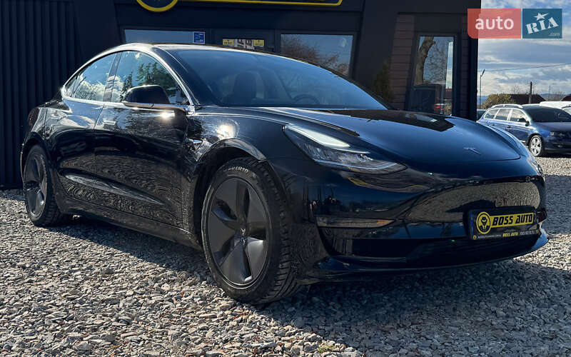 Tesla Model 3 2018