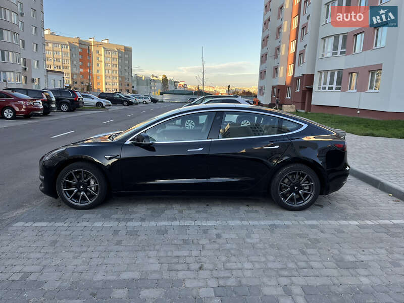 Седан Tesla Model 3 2018 в Виннице фото 5 Седан Tesla Model 3 2018 в Виннице