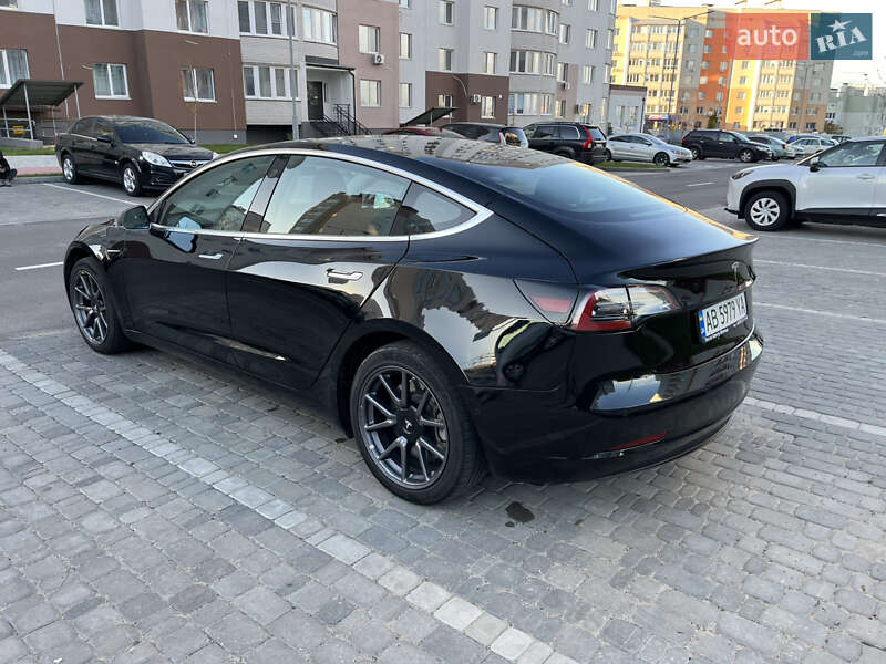 Седан Tesla Model 3 2018 в Виннице фото 15 Седан Tesla Model 3 2018 в Виннице