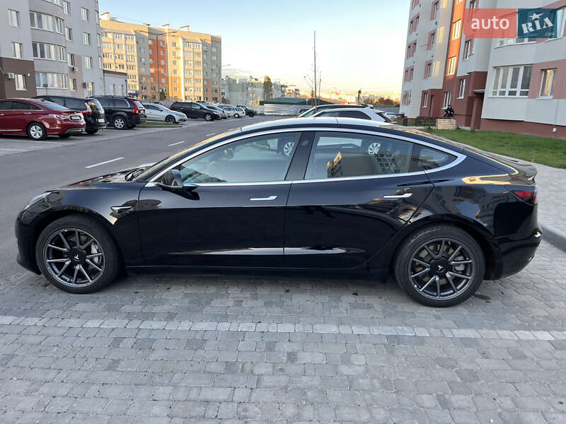 Седан Tesla Model 3 2018 в Виннице фото 16 Седан Tesla Model 3 2018 в Виннице