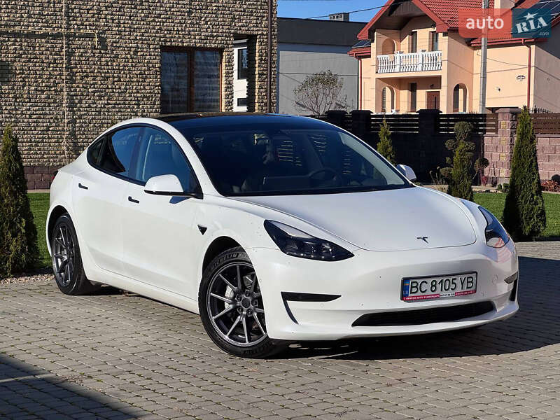 Седан Tesla Model 3 2022 в Стрию фото 2 Седан Tesla Model 3 2022 в Стрию