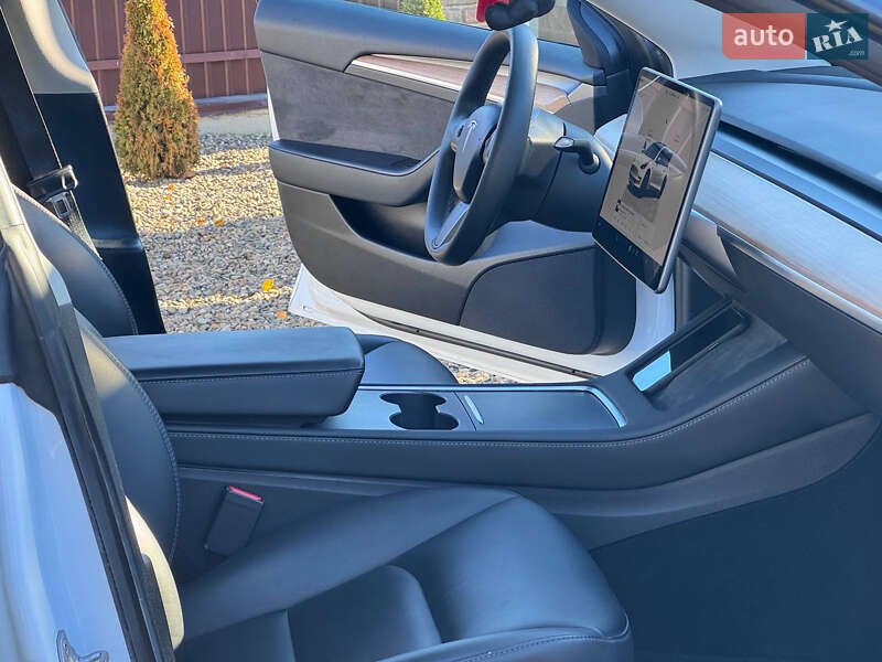 Седан Tesla Model 3 2022 в Стрию фото 22 Седан Tesla Model 3 2022 в Стрию