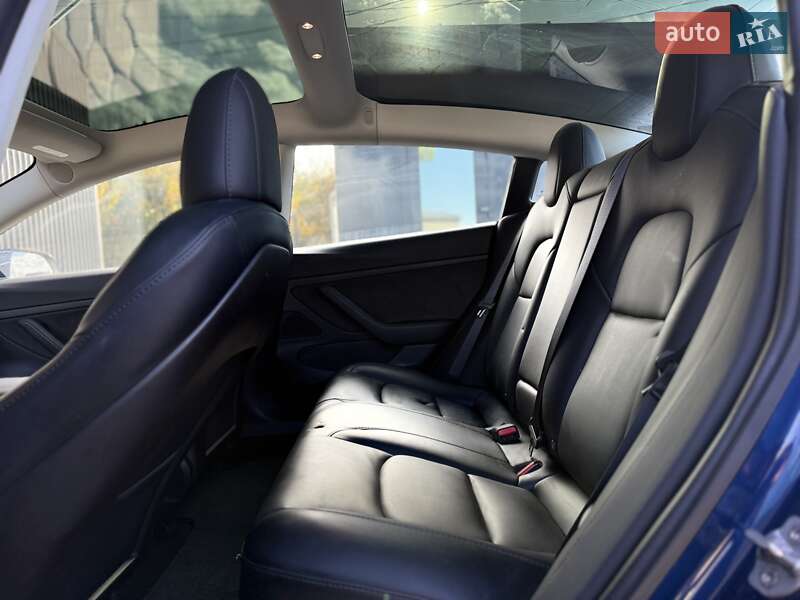 Седан Tesla Model 3 2020 в Львове фото 17 Седан Tesla Model 3 2020 в Львове