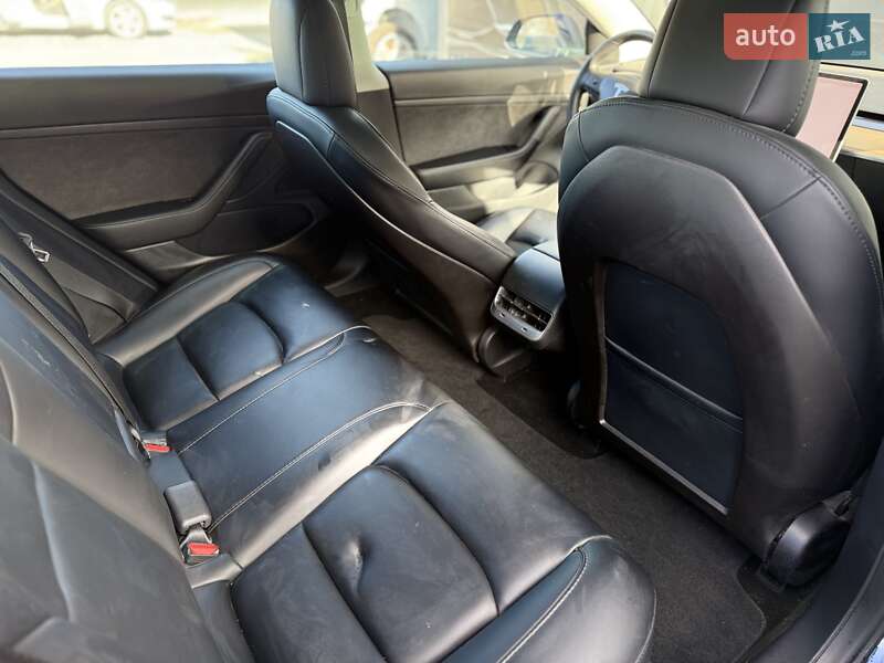 Седан Tesla Model 3 2020 в Львове фото 21 Седан Tesla Model 3 2020 в Львове
