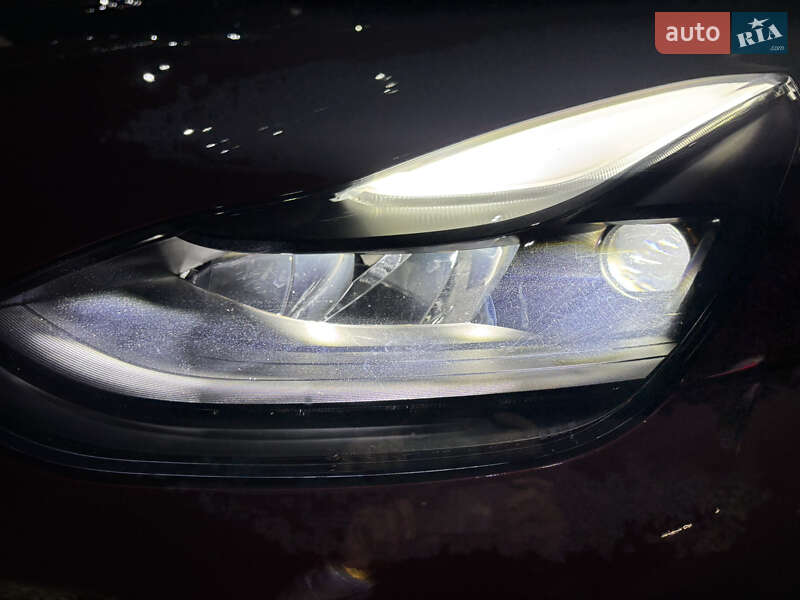 Седан Tesla Model 3 2019 в Черновцах фото 7 Седан Tesla Model 3 2019 в Черновцах