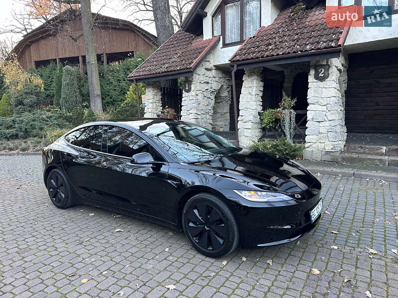 Седан Tesla Model 3 2024 в Львові фото 30 Седан Tesla Model 3 2024 в Львові