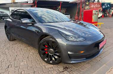 Седан Tesla Model 3 2023 в Кривом Роге