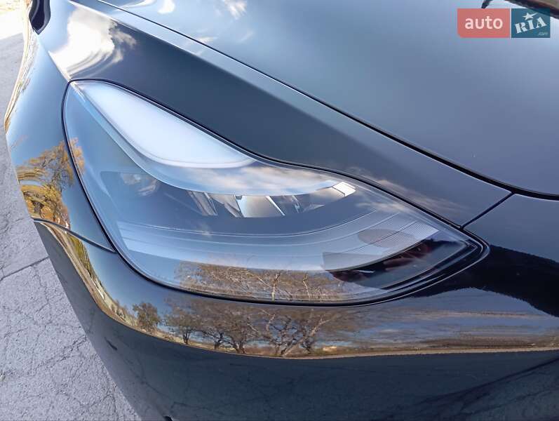 Седан Tesla Model 3 2023 в Дніпрі фото 15 Седан Tesla Model 3 2023 в Дніпрі