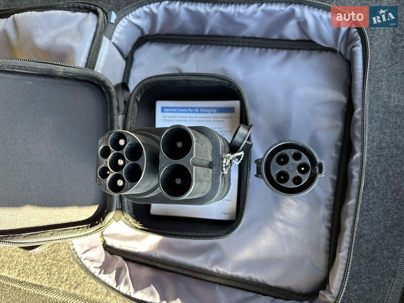 Седан Tesla Model 3 2021 в Ивано-Франковске