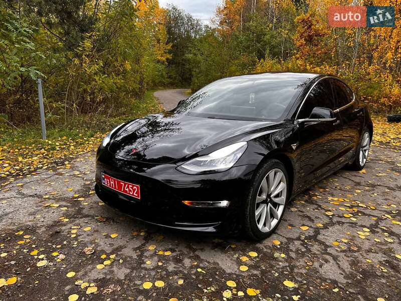 Седан Tesla Model 3 2018 в Ковеле