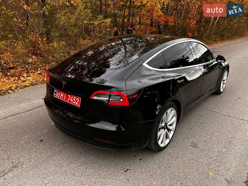 Седан Tesla Model 3 2018 в Ковеле