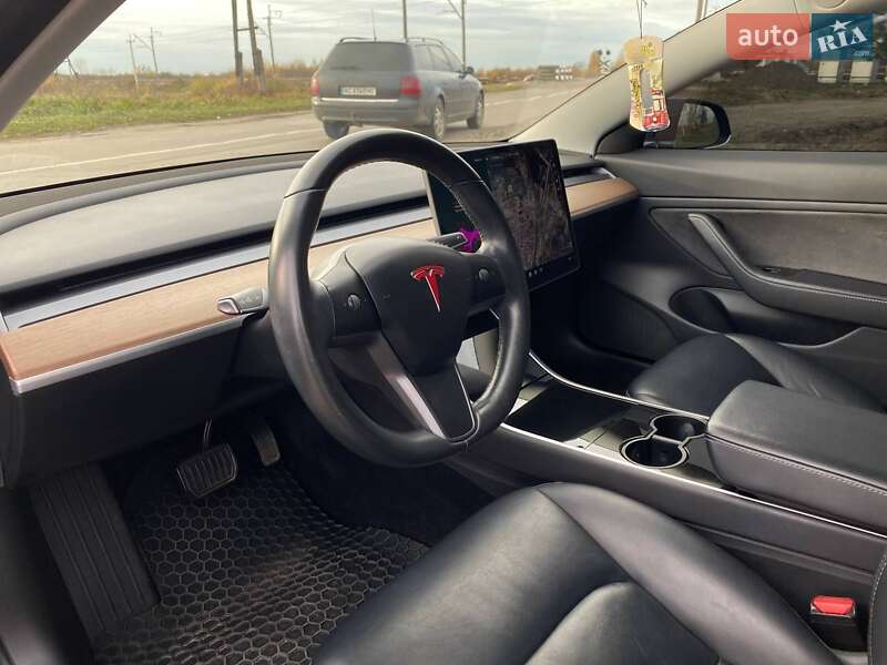Седан Tesla Model 3 2018 в Ковеле