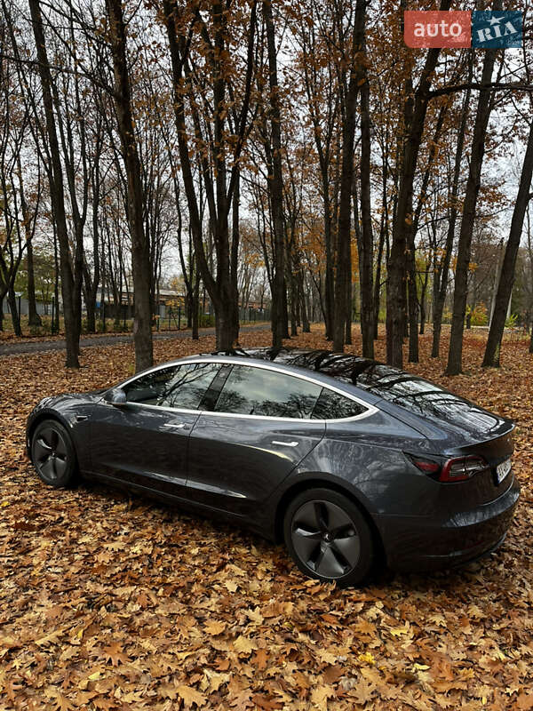 Седан Tesla Model 3 2019 в Харкові
