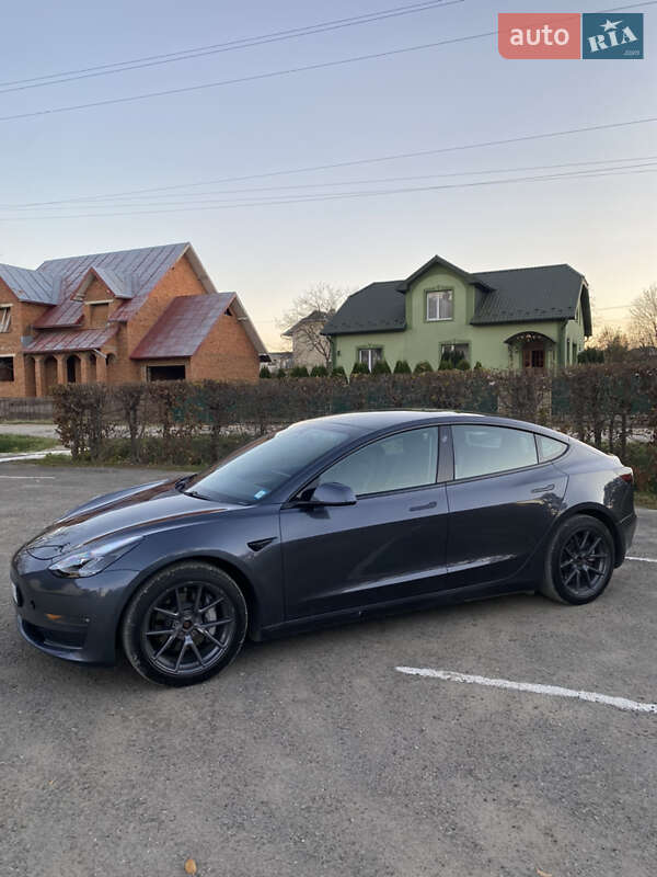 Седан Tesla Model 3 2021 в Івано-Франківську фото 5 Седан Tesla Model 3 2021 в Івано-Франківську