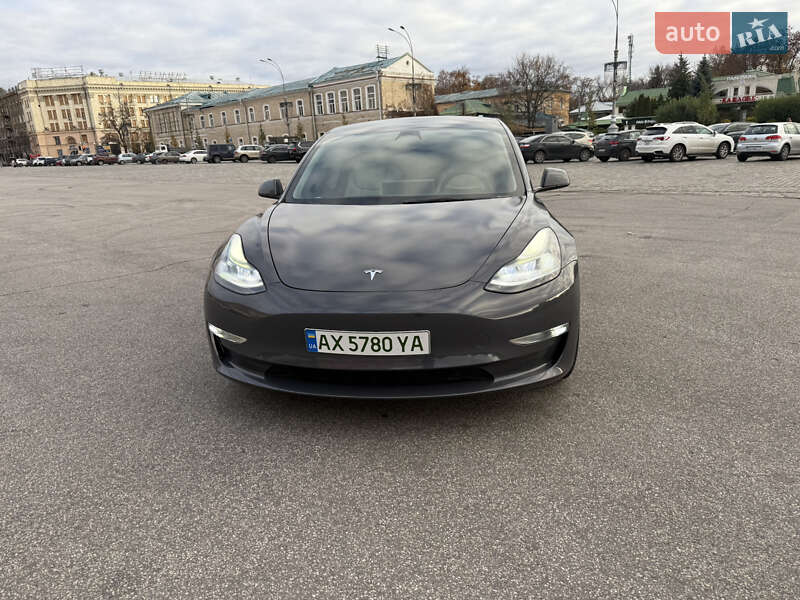 Седан Tesla Model 3 2022 в Харькове